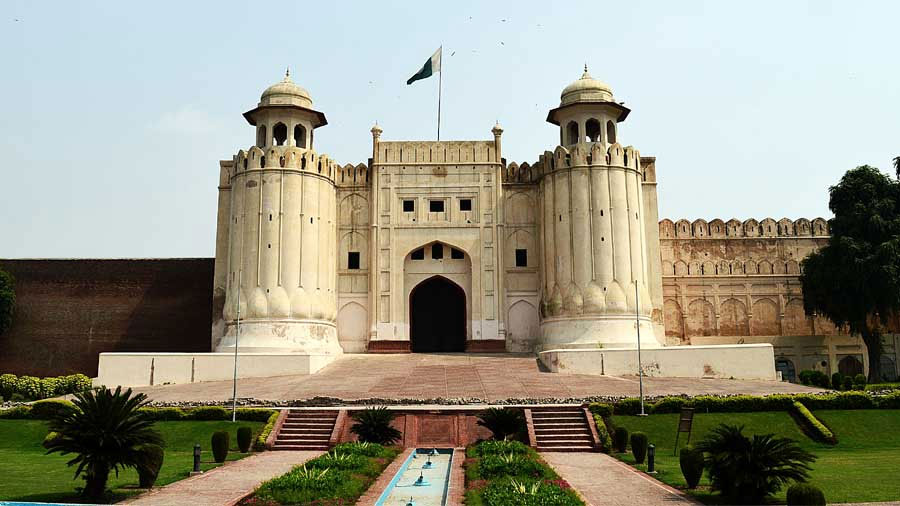 Royal fort pakistan
