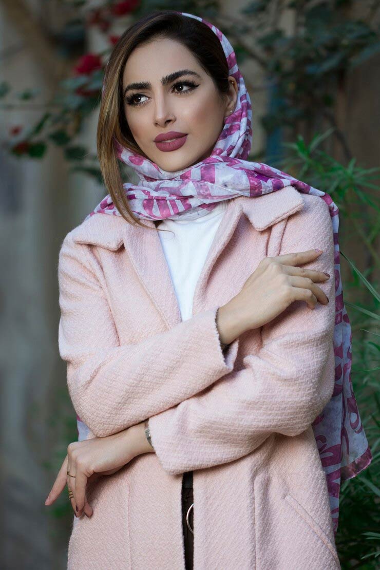 Shawl style with muflar