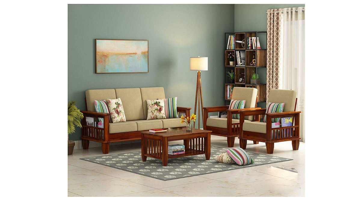 अरे मैडम गिर गया! Wood Sofa Set का दाम Amazon Deals पर 45 छूट के साथ