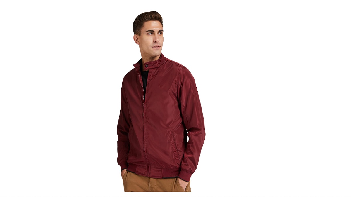 15 Best Winter Travel Jackets To Consider For Staying Cosy - Travelmax