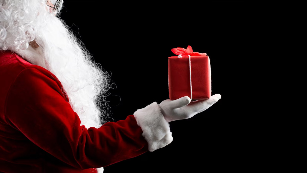10 Budget-Friendly Secret Santa Gifts Under ₹1,000 – GIVA Jewellery
