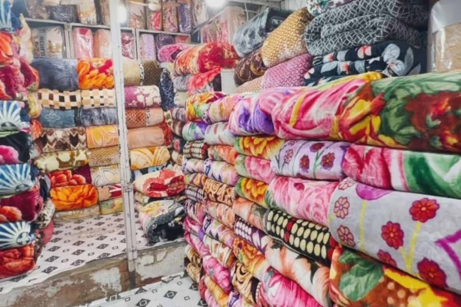 सस्ते में ब्लैंकेट और गद्दे खरीदने के लिए बेस्ट हैं दिल्ली के ये