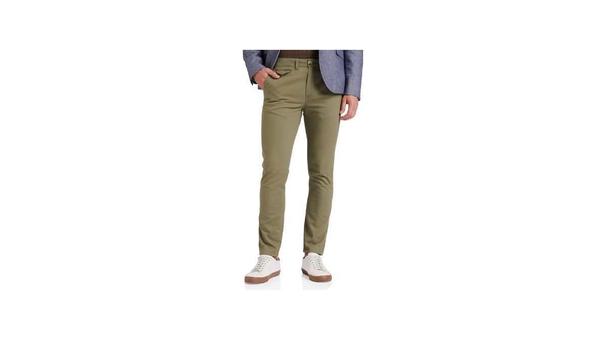 Best Chinos Brands For Men In India (December 2023): Strechable,  Lightweight, And Breathable Trousers