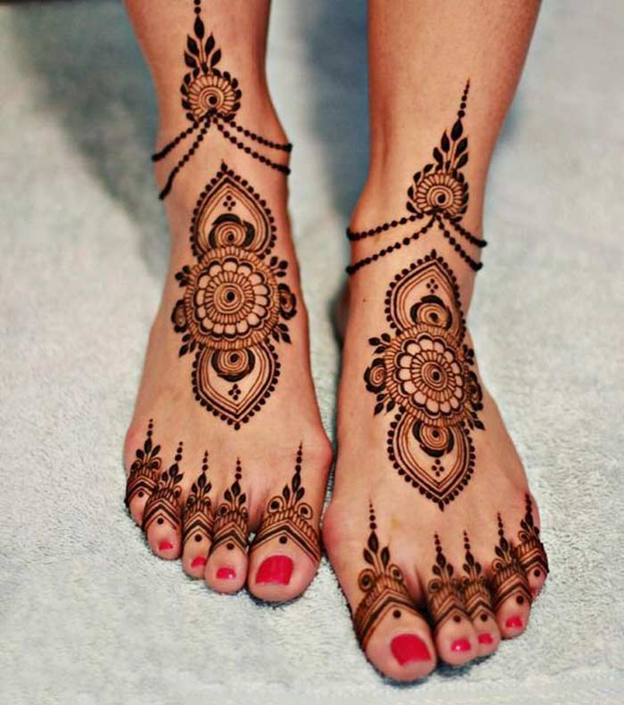jewellery mehndi design for foot