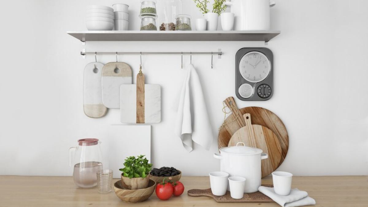 https://images.herzindagi.info/image/2023/Dec/kitchen-space-saving.jpg