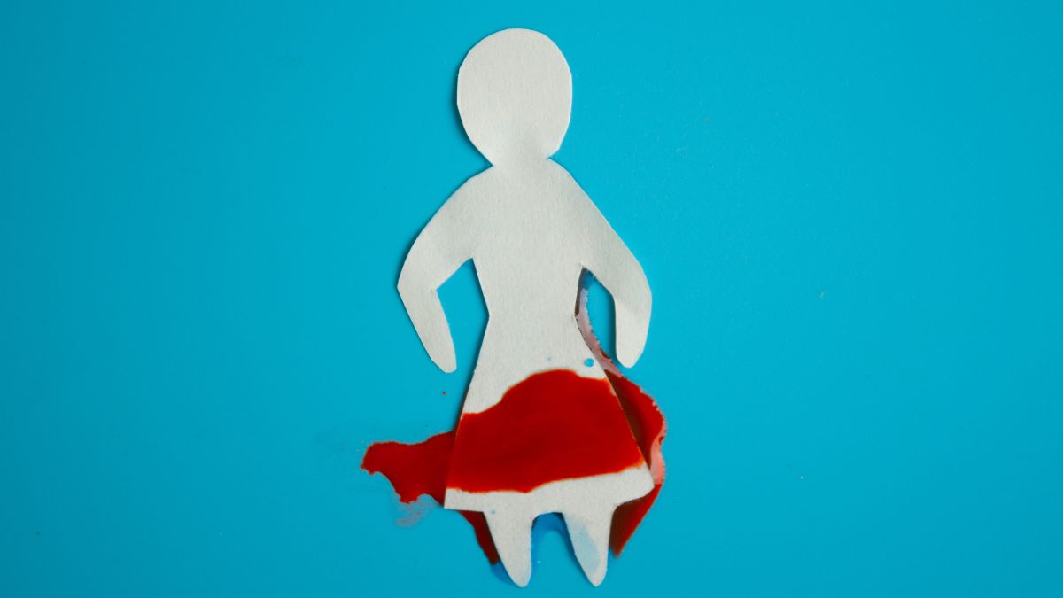 meaning of period blood in dreams