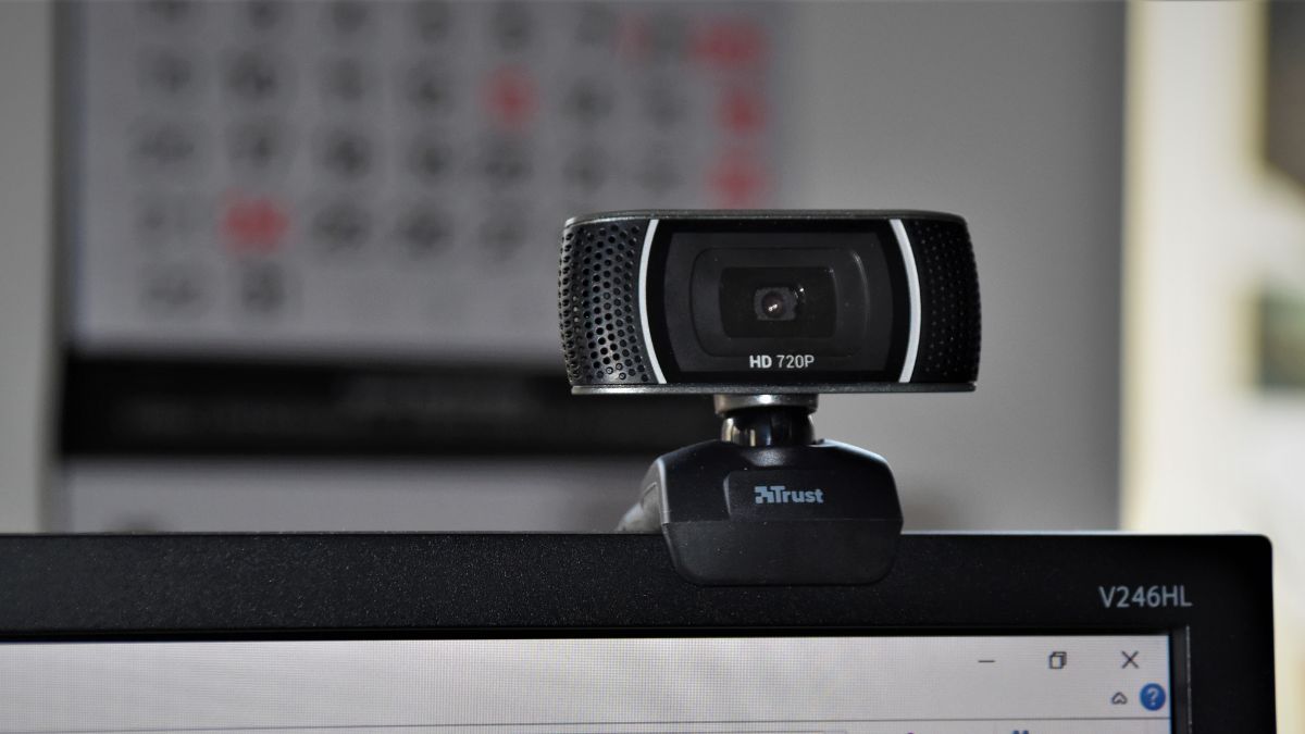 5 Best Webcams In India (December 2023): No More Dull Video During Online Meetings And Classes