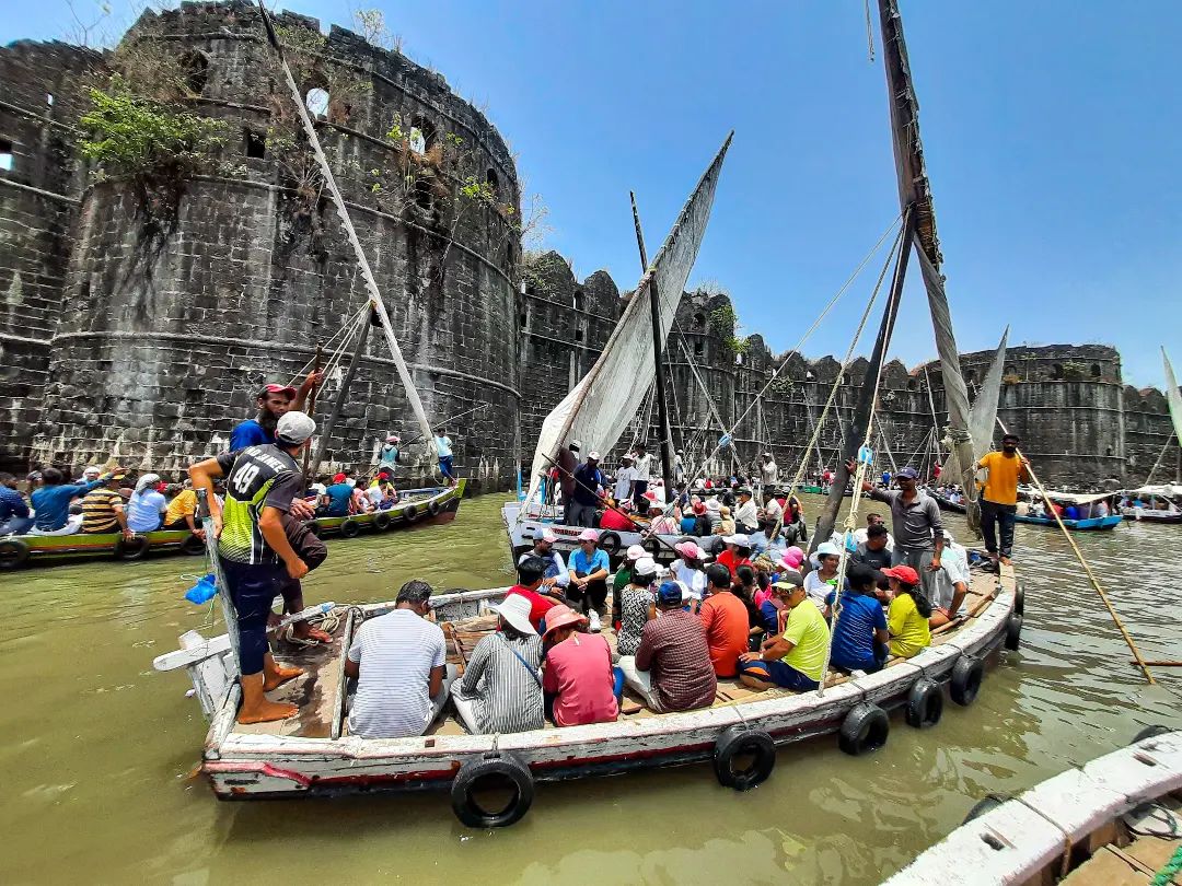 murud janjira ferry timings