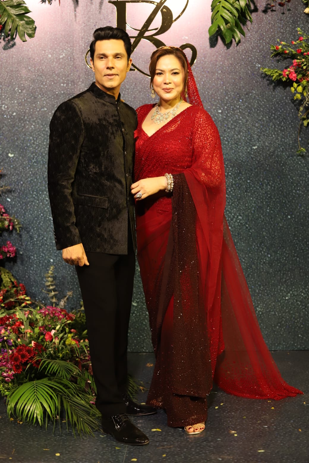 randeep hooda lin laishram wedding reception inside pics