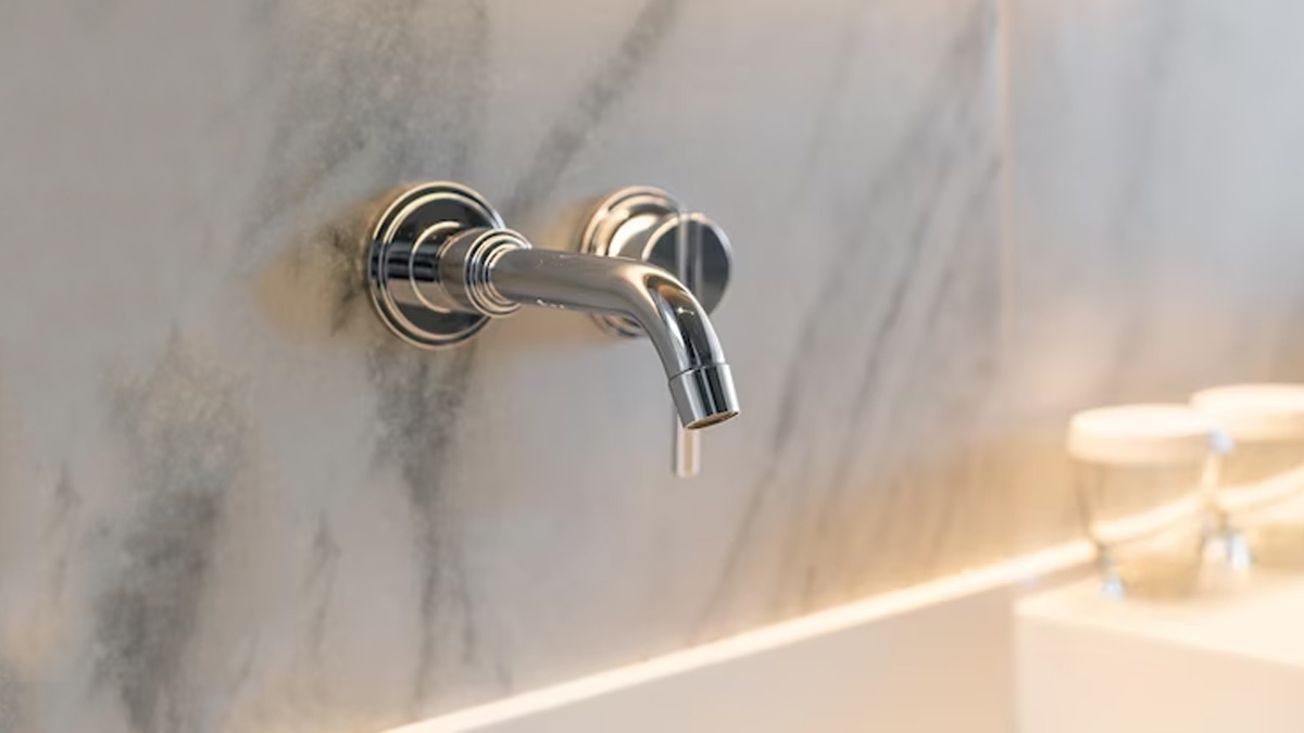 क्या आपके बाथरूम के नल से धीरे आता है पानी? 5 मिनट में ऐसे करें ठीक