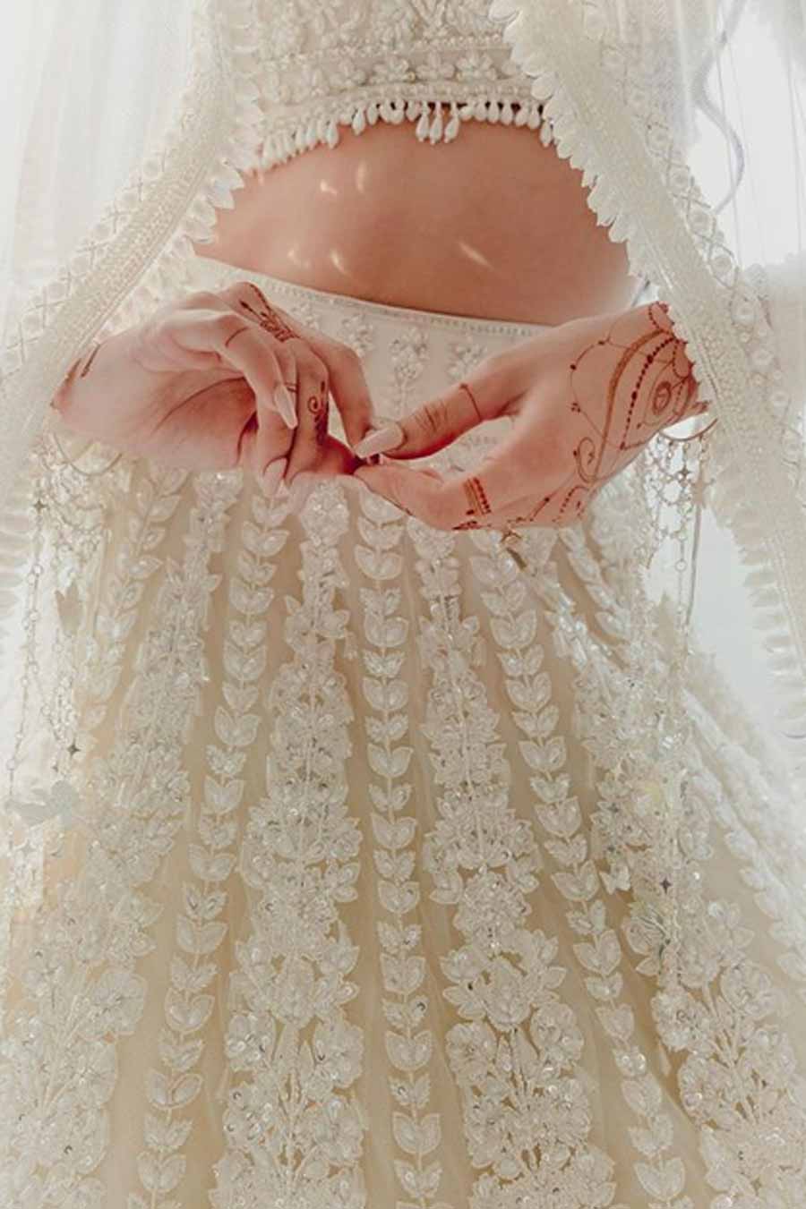 taurus wedding colour for bride