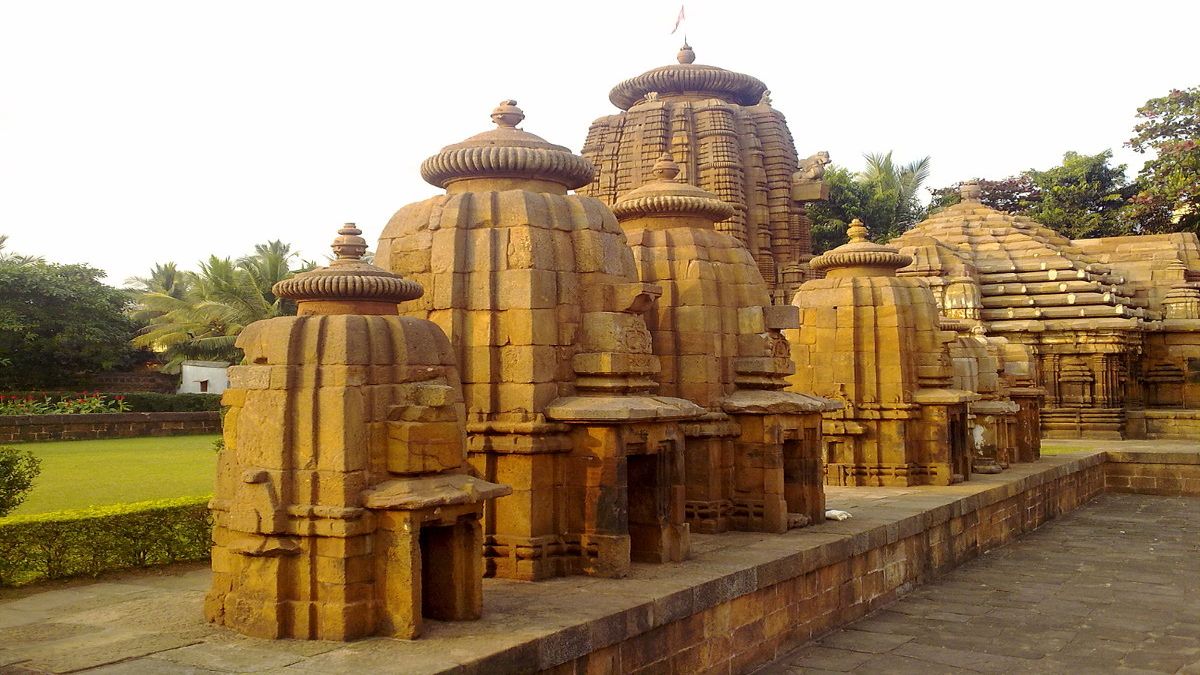 temples in mukteshwar