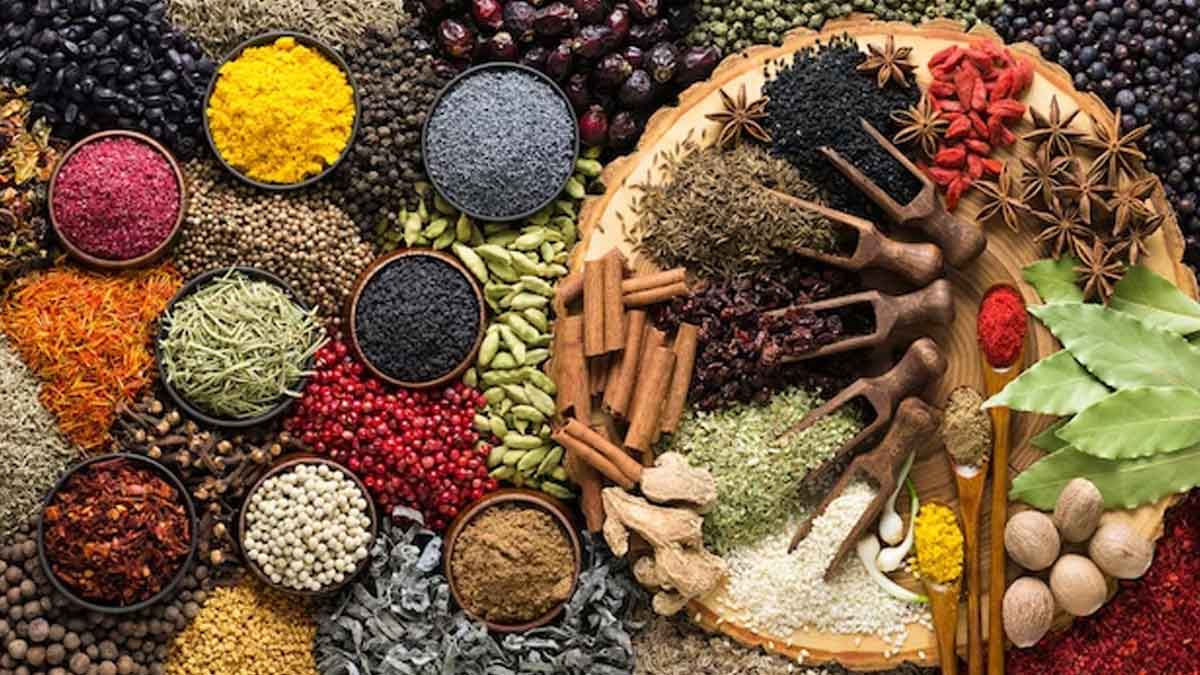  Handpicked Herbs And Spices To Boost Your Immunity This Winter