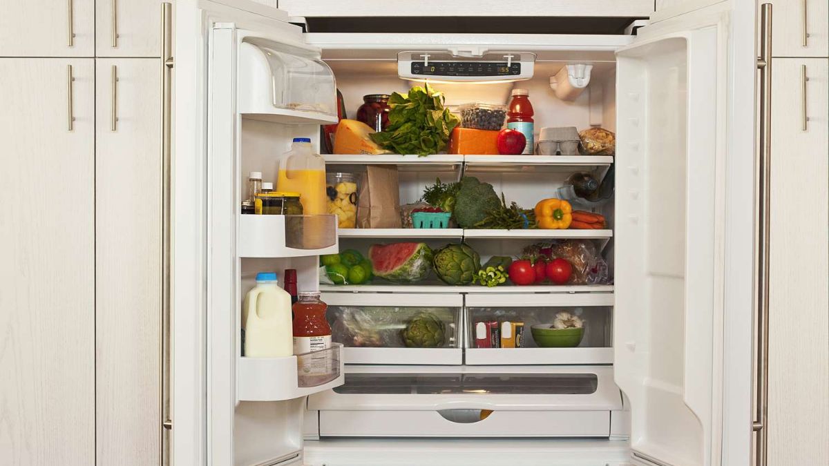 Fridge that deals consumes less electricity