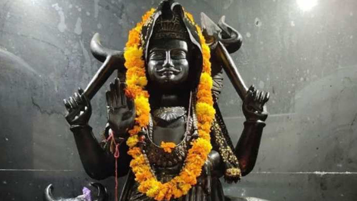 (Sheetla Mata Mandir)