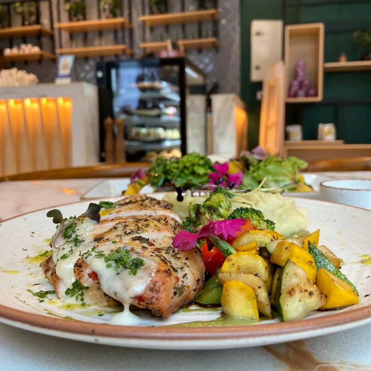 barista diner restaurant noida