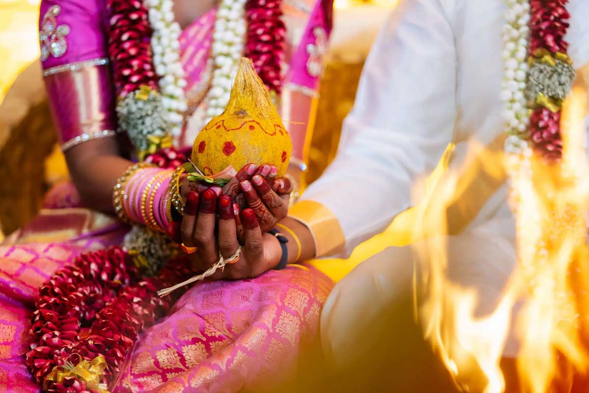 dharti par vivah kaise shuru hua