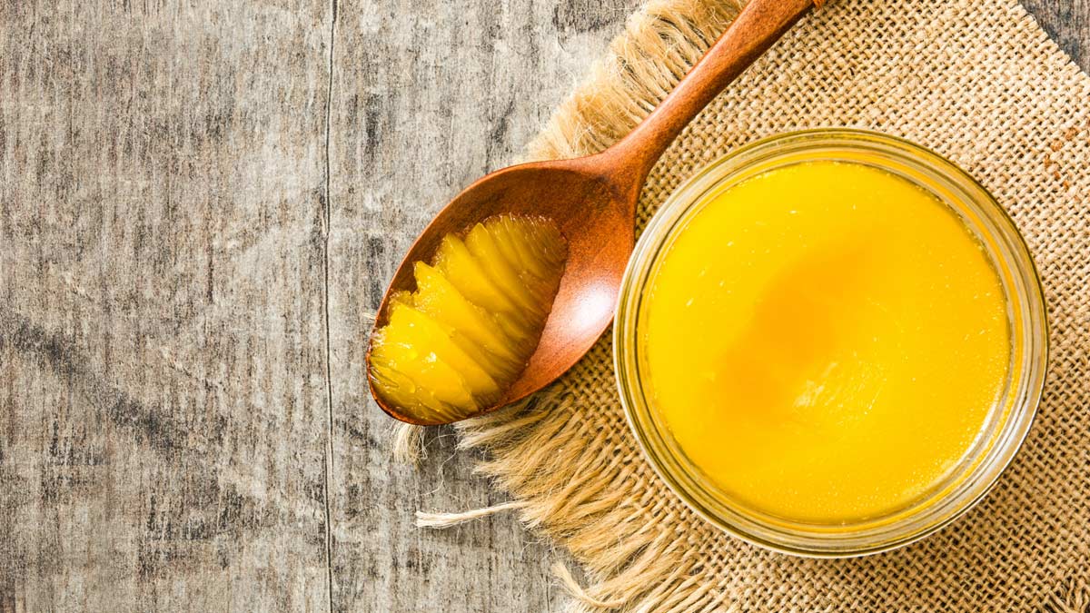 Janhvi Kapoor Has 1 Tsp Ghee Every Morning, Here's Why You Should Too