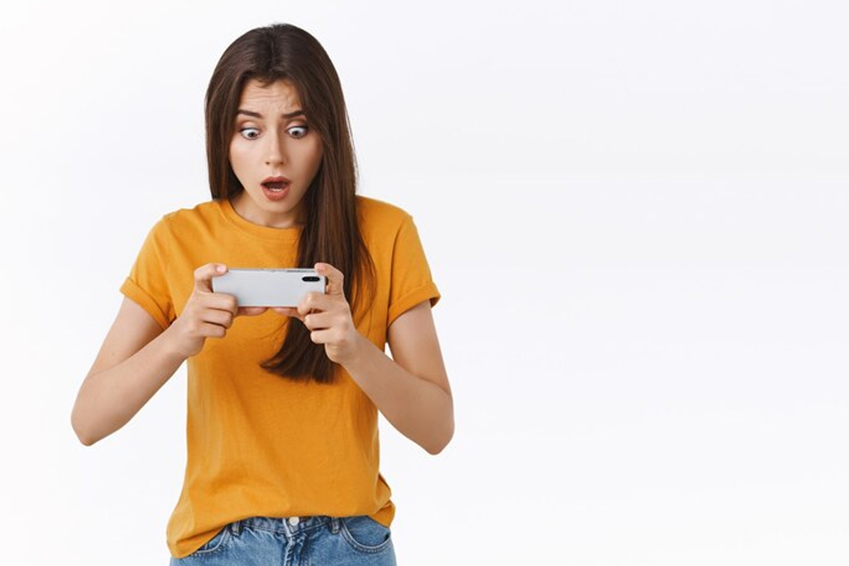 how to make phone screen smooth for gaming