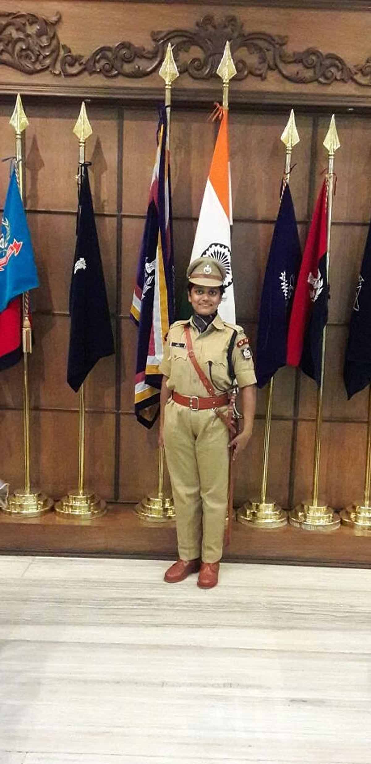 ias officer sweta agarwal