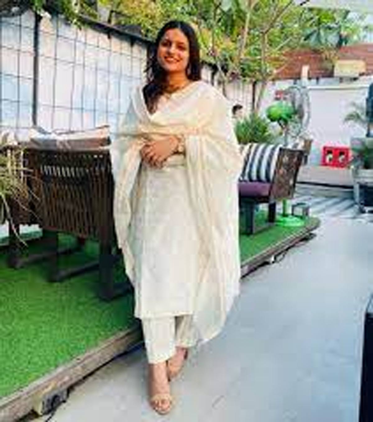 inspirational story of ias officer sarjana yadav