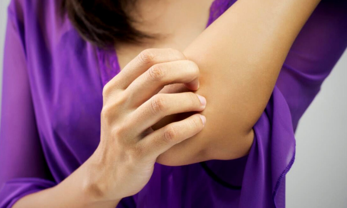 itching on these body parts astro signs