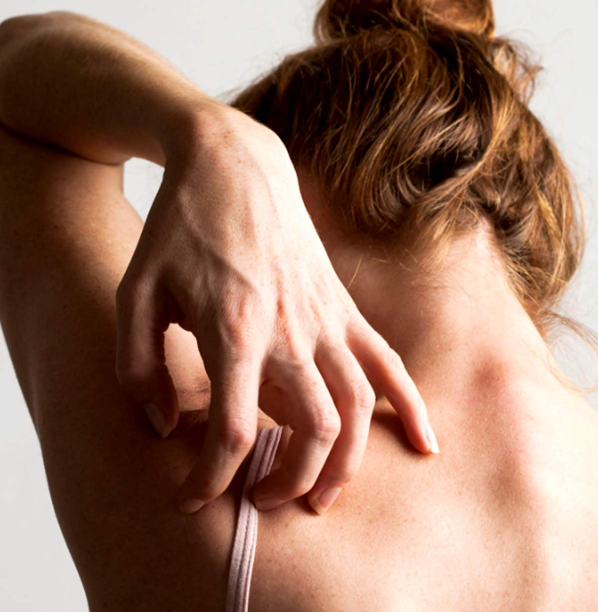 itching on these body parts astrology signs