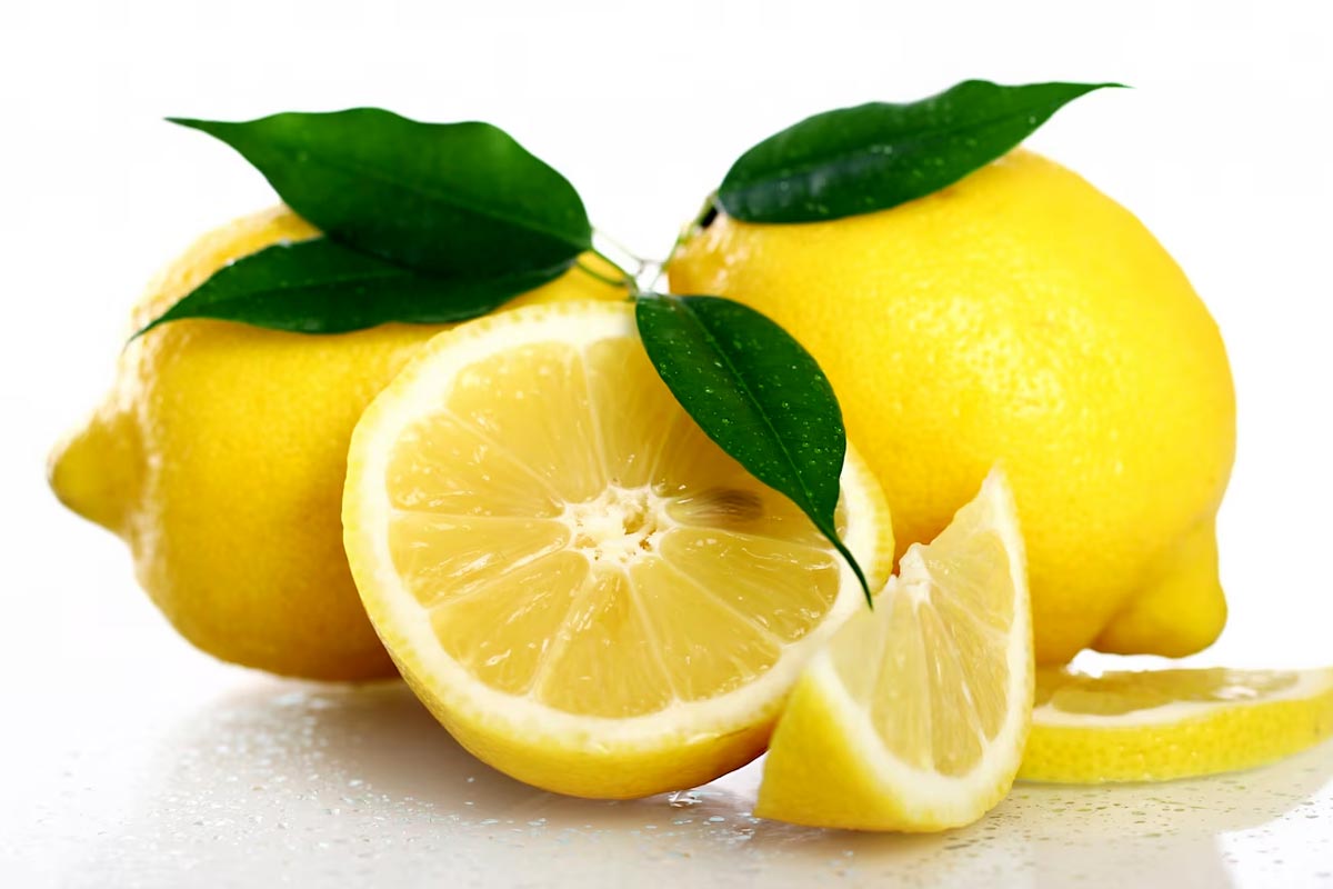 lemon for oily skin