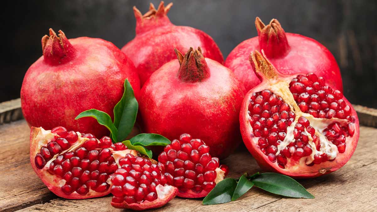 Add Pomegranate To Your Daily Diet With These Recipes & Tips | HerZindagi
