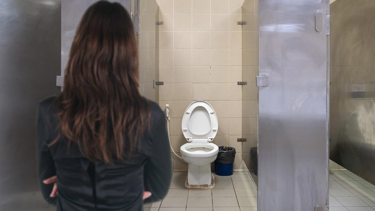 public toilet women