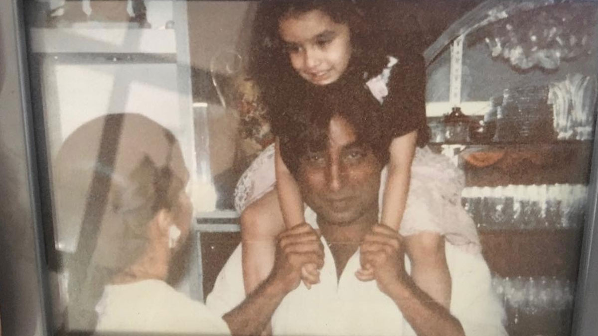 श्रद्धा कपूर और शक्ति कपूर shraddha kapoor and shakti kapoor