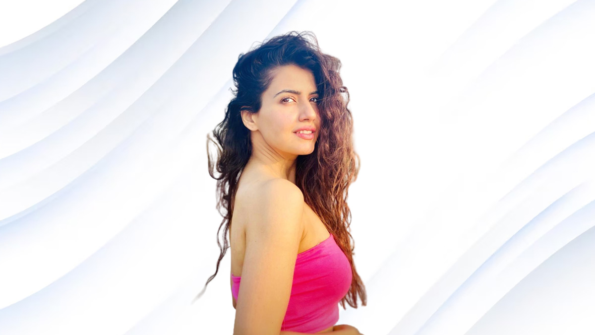 smriti kalra glowing skin  secrets hindi