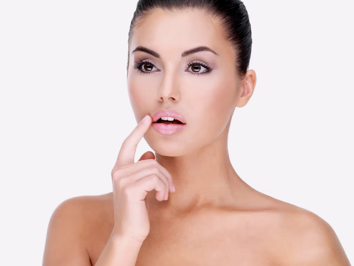 use cucumber for dark lips