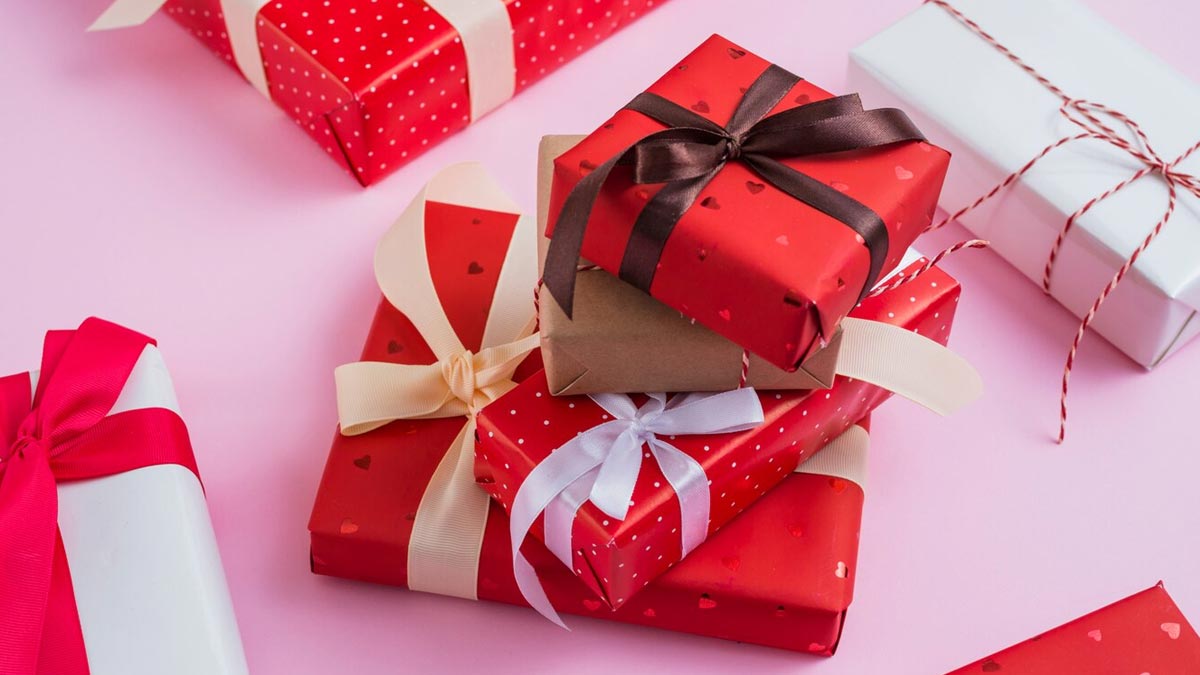 20 Gift Ideas वैलेंटाइन डे के लिए | Valentine Day Gift for Boyfriend -  YouTube
