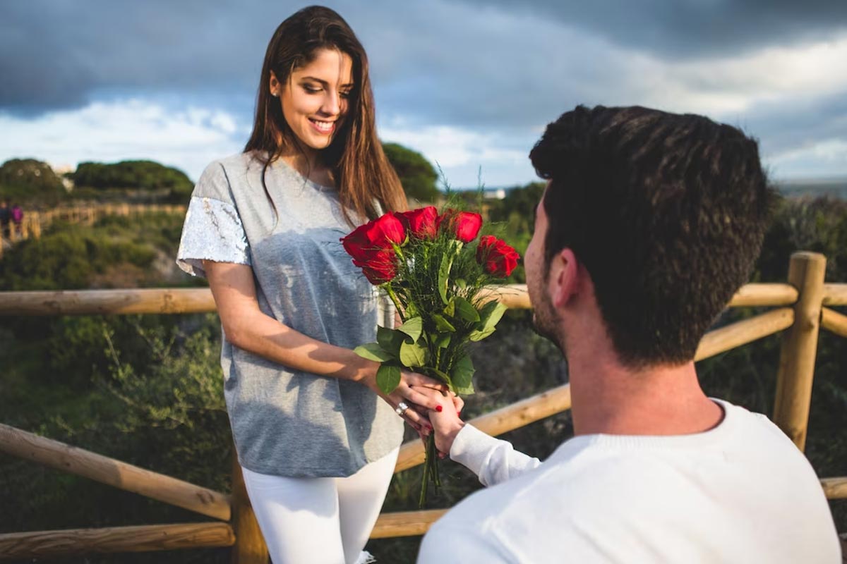 why we celebrate rose day