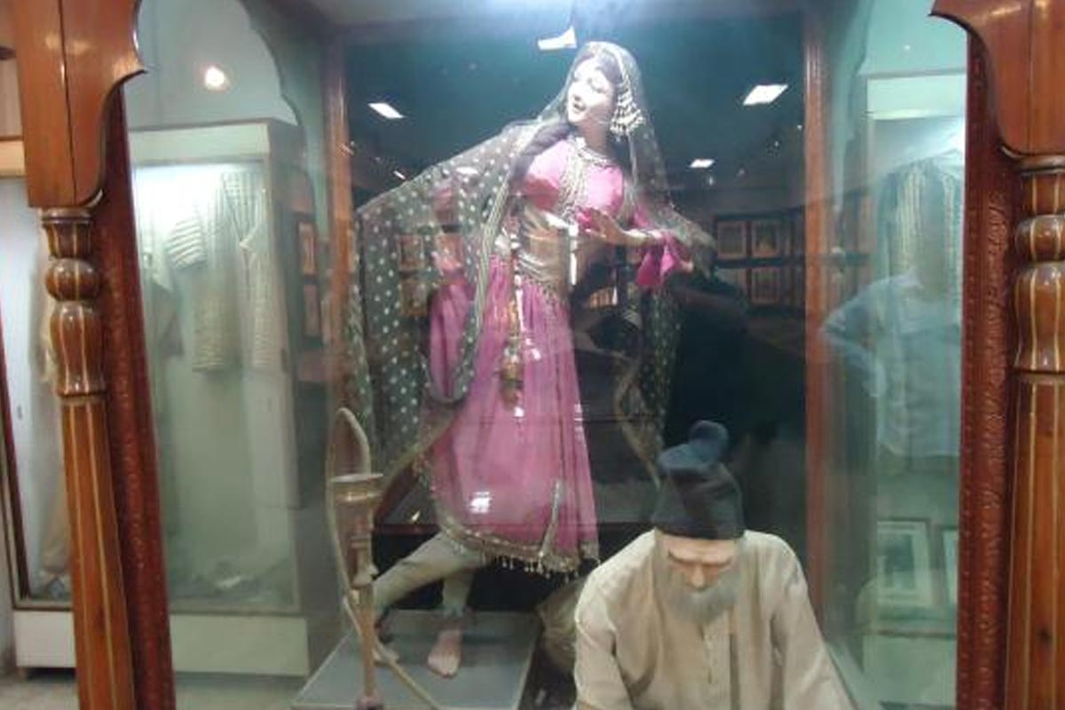 Mirza ghalib and his love life