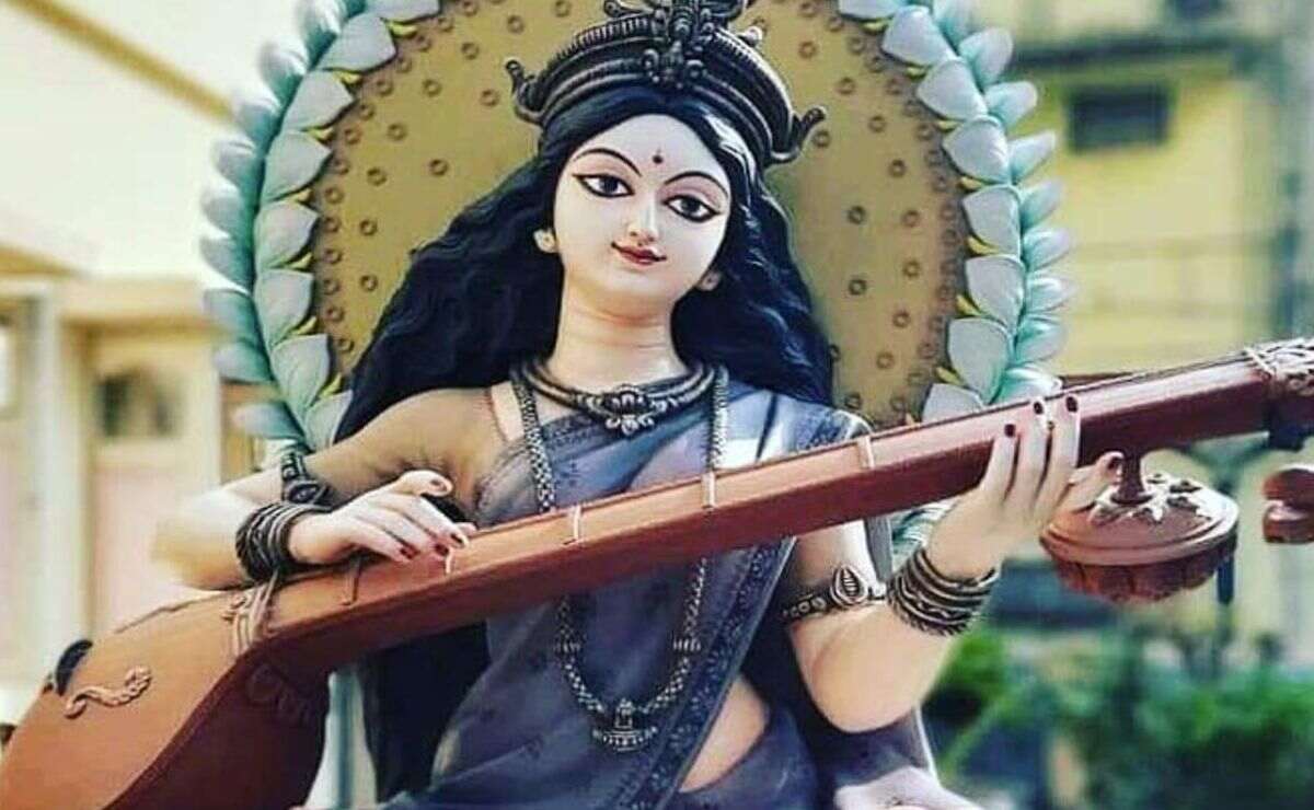 Saraswati Pooja In 