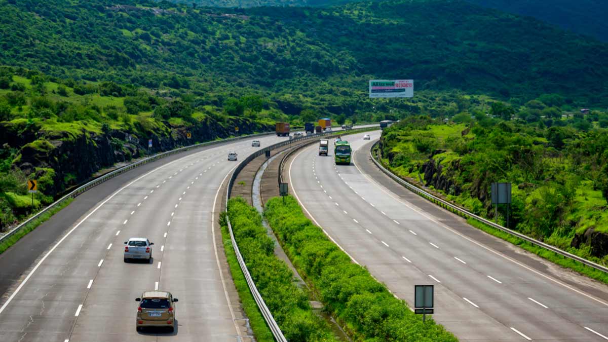delhi jaipur expressway reach in just  hours