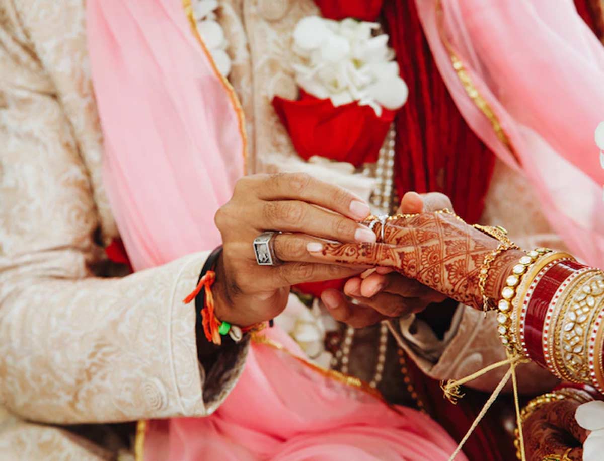 do these  things on basant panchami shubh muhurat