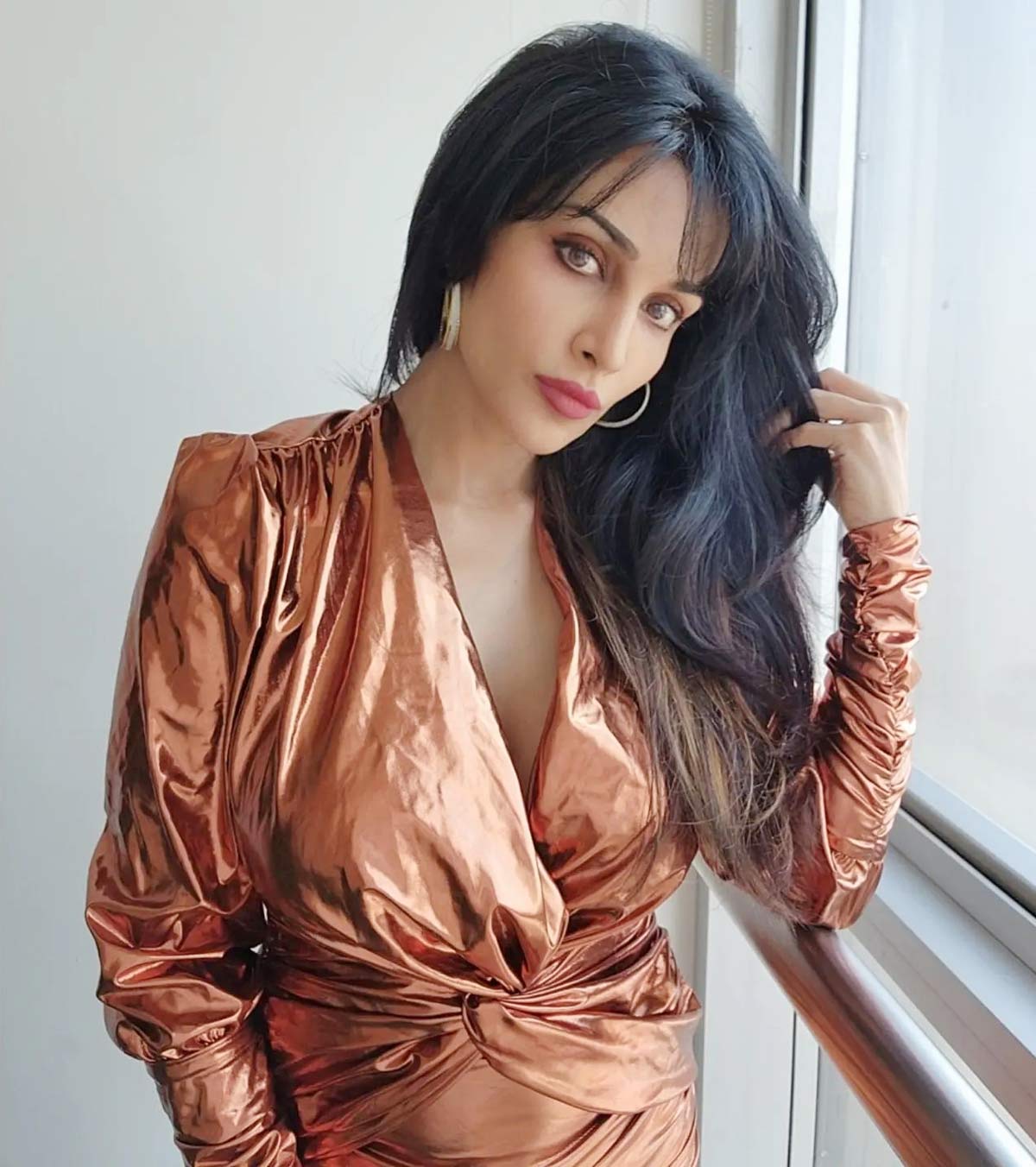flora saini toned body secret hindi