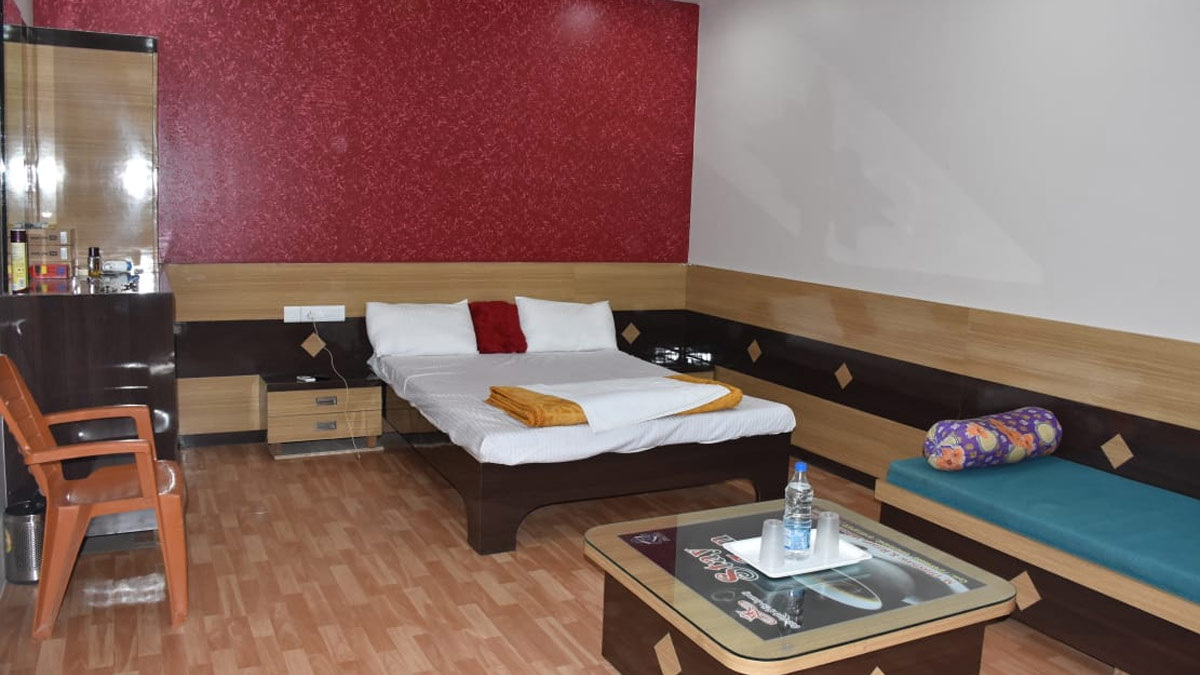 how to book retiring room