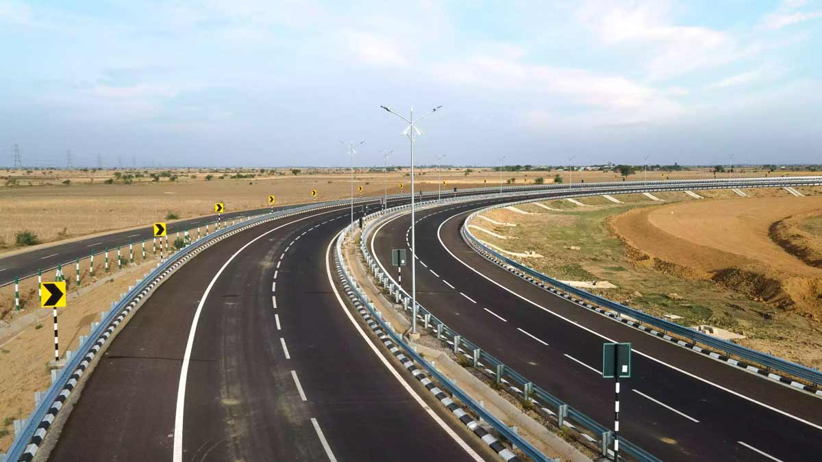 Delhi Jaipur Expressway दिल्ली वाले 4 घंटे में पहुंचें जयपुर, रास्ते में इन जगहों को करें
