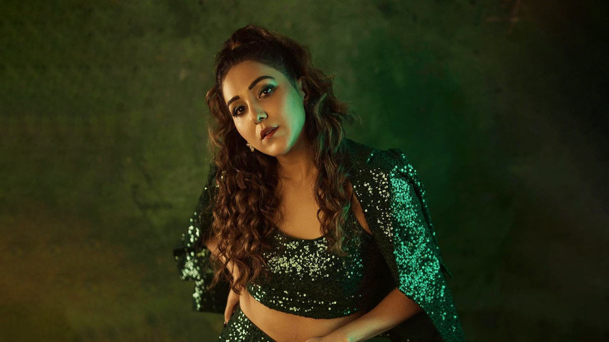 know some facts about singer neeti mohan in hindi