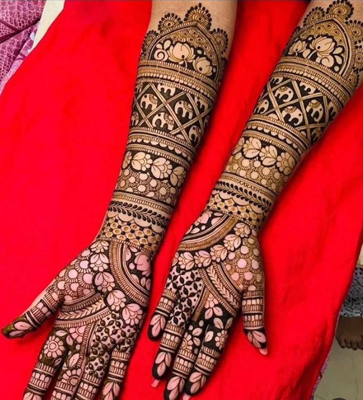 31 Dainty Engagement Mehndi Designs For Bride