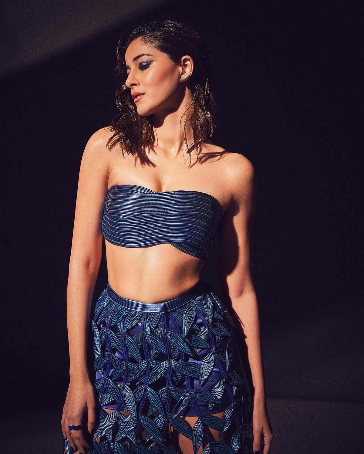 metallic color tube blouse