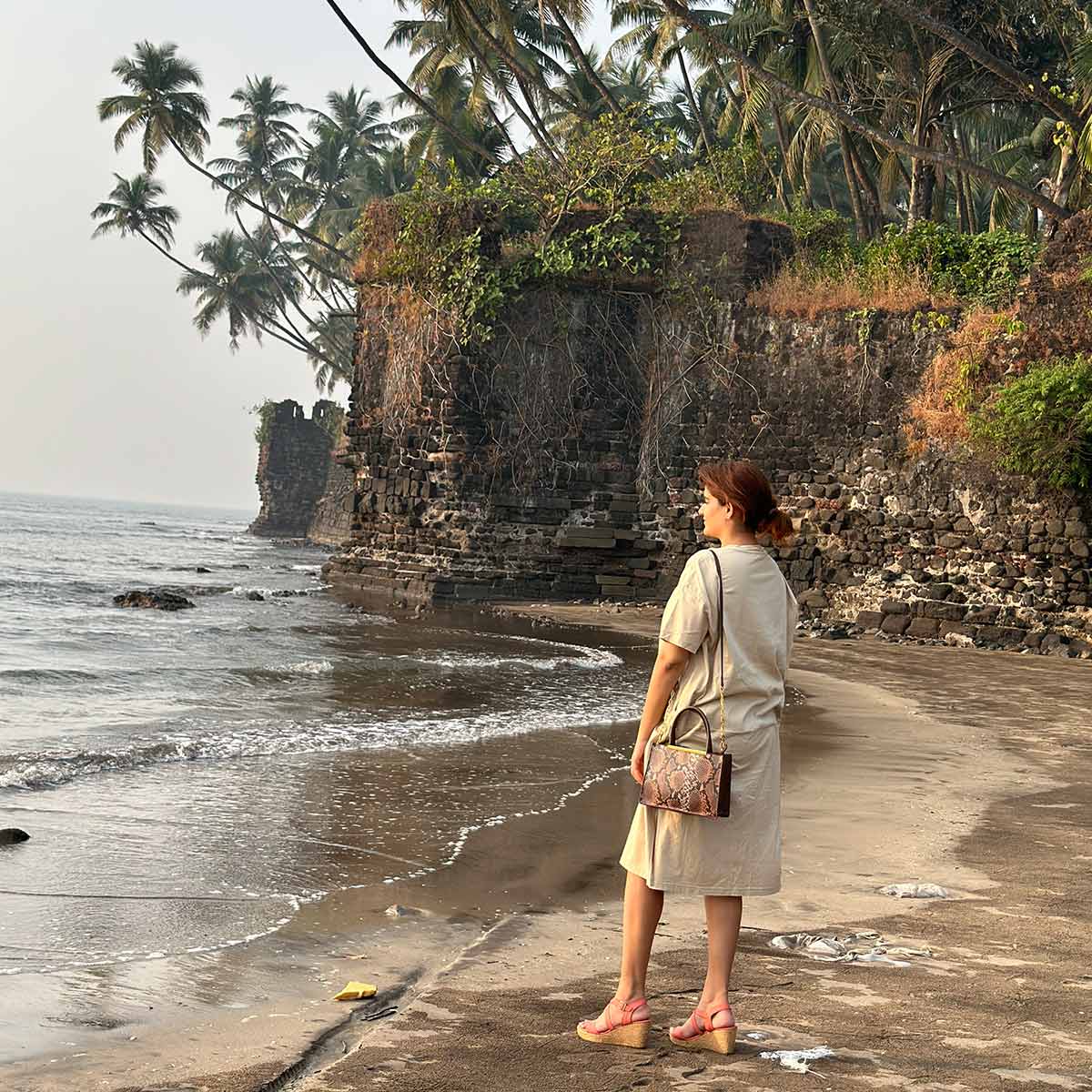 places to visit and stay in alibaug by jeevika sharma
