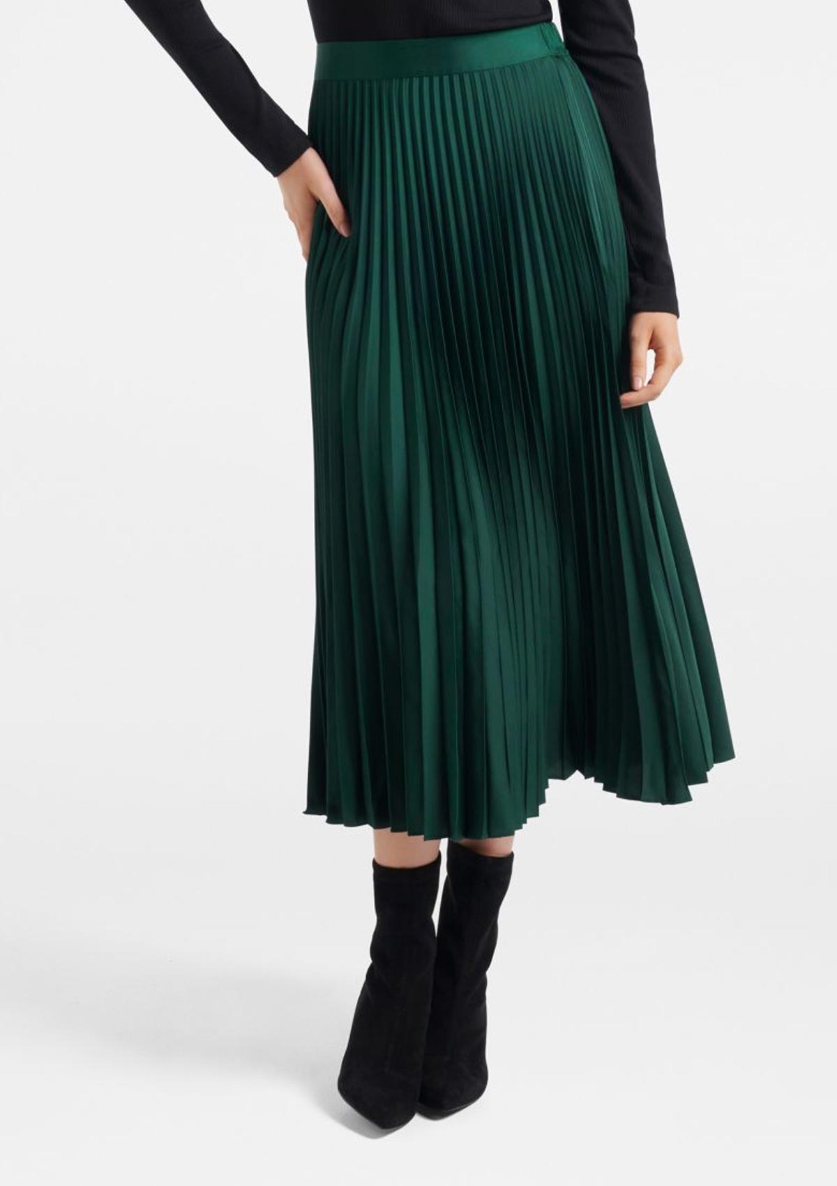 प्लीटेड स्कर्ट pleated skirt