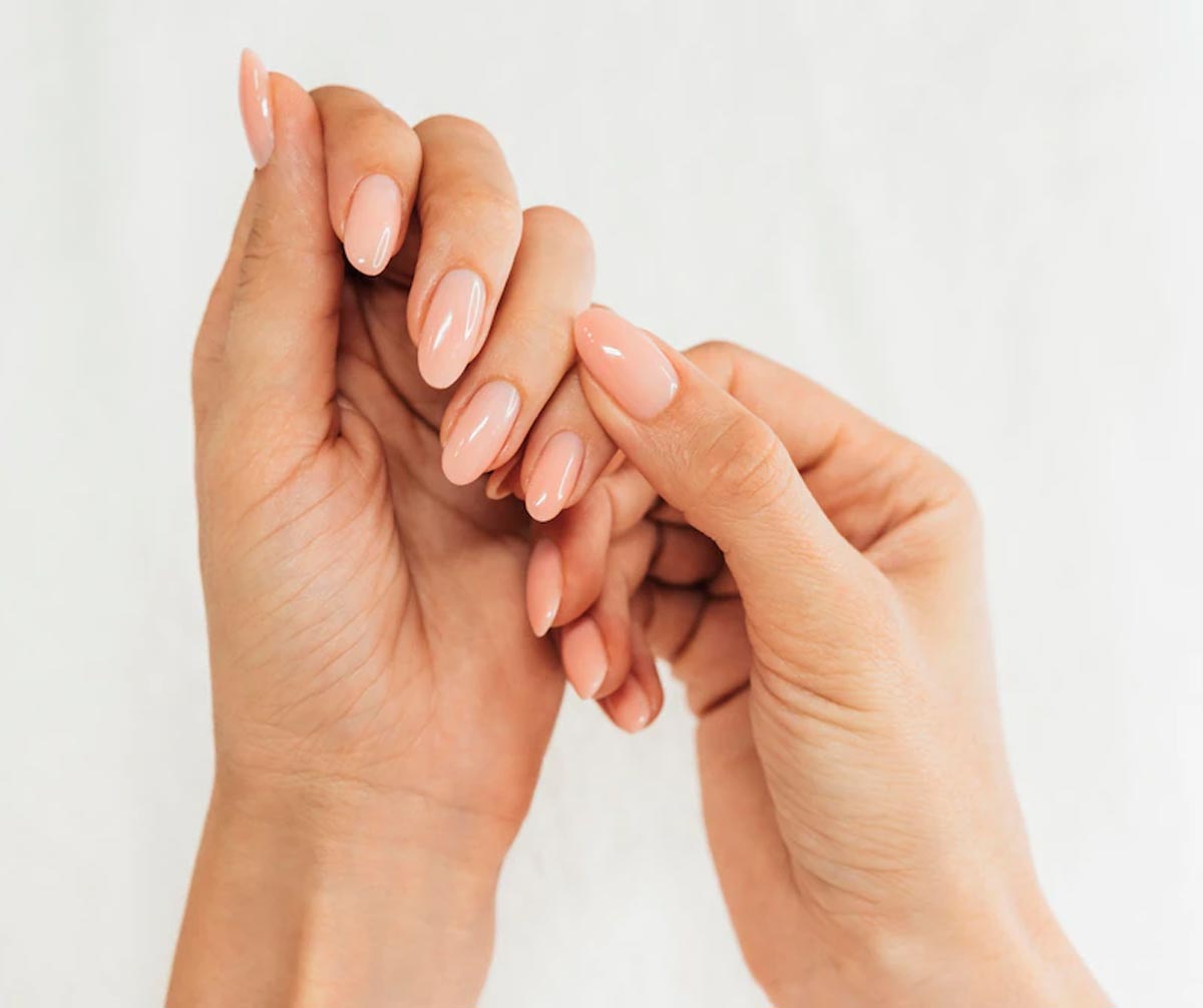 how-to-remove-nail-extensions-at-home-herzindagi