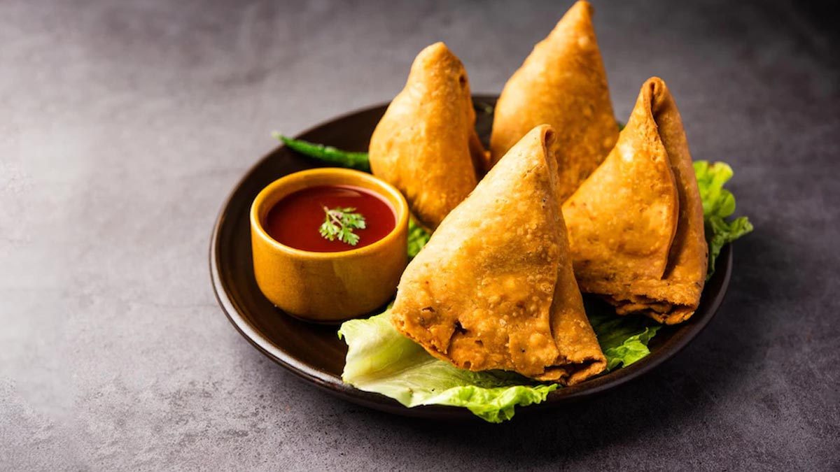 Crispy Delight: Crafting The Perfect Classic Punjabi Samosa In Your Kitchen