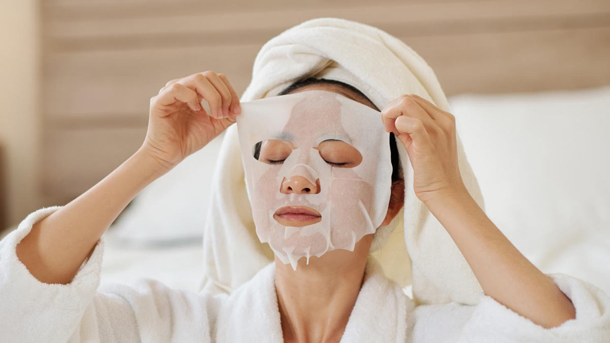 Sheet Masks Dos & Don'ts For The Skincare Junkie | HerZindagi